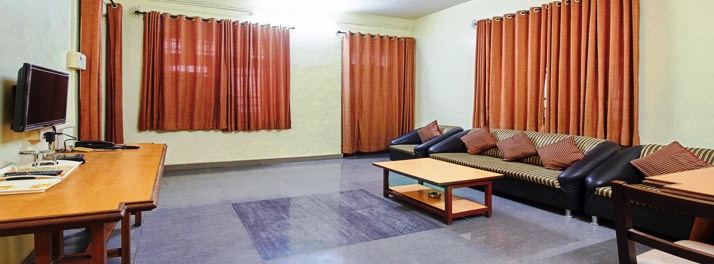 1980/Hotel Opal - Kolhapur 10.jpg